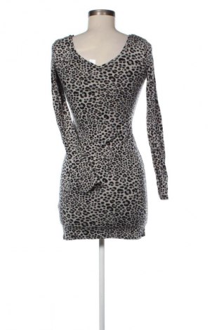 Kleid H&M Divided, Größe M, Farbe Mehrfarbig, Preis € 14,83