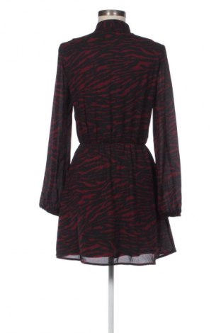 Kleid H&M Divided, Größe M, Farbe Mehrfarbig, Preis € 14,91