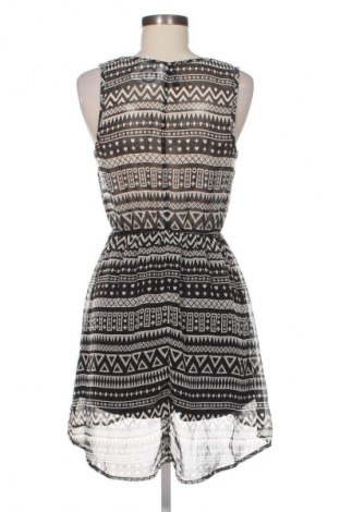 Kleid H&M Divided, Größe S, Farbe Mehrfarbig, Preis € 16,99
