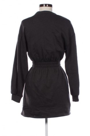Kleid H&M Divided, Größe XXS, Farbe Grau, Preis € 9,99