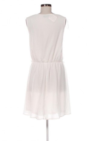 Kleid Janina, Größe M, Farbe Weiß, Preis € 13,99