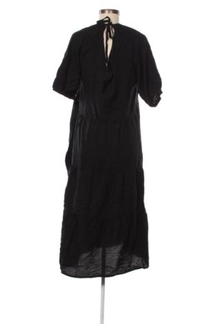 Kleid Lager 157, Größe M, Farbe Schwarz, Preis 24,99 €