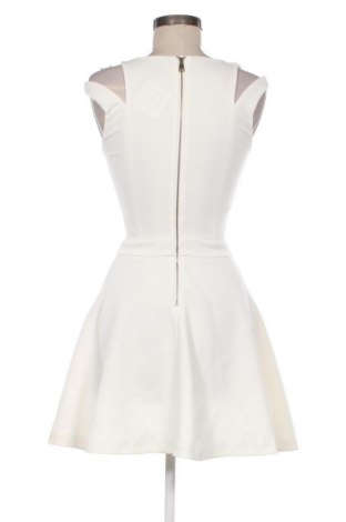 Ruha Marciano by Guess, Méret M, Szín Ekrü
, Ár 26 000 Ft