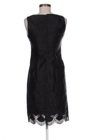 Kleid Miss Chic, Größe M, Farbe Schwarz, Preis 18,99 €