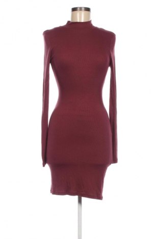Kleid Missguided, Größe S, Farbe Aschrosa, Preis € 15,00