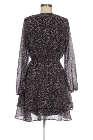 Kleid Mohito, Größe M, Farbe Mehrfarbig, Preis 27,70 €