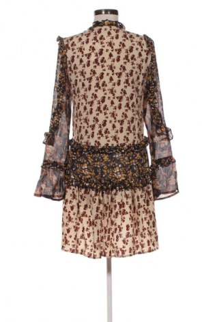 Kleid NA-KD, Größe XS, Farbe Mehrfarbig, Preis € 13,99