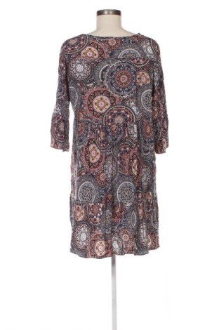 Kleid NEW COLLECTION, Größe M, Farbe Mehrfarbig, Preis € 14,99