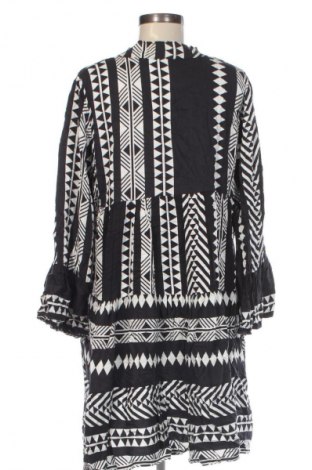 Kleid NEW COLLECTION, Größe M, Farbe Mehrfarbig, Preis € 33,99