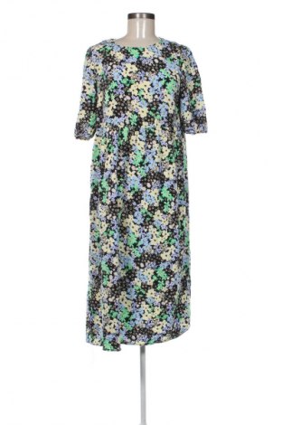 Kleid New Look, Größe L, Farbe Mehrfarbig, Preis 20,03 €