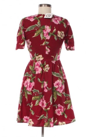 Kleid New Look, Größe S, Farbe Mehrfarbig, Preis € 14,91
