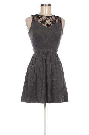 Kleid ONLY, Größe S, Farbe Grau, Preis 13,99 €