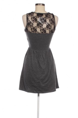 Kleid ONLY, Größe S, Farbe Grau, Preis 13,99 €