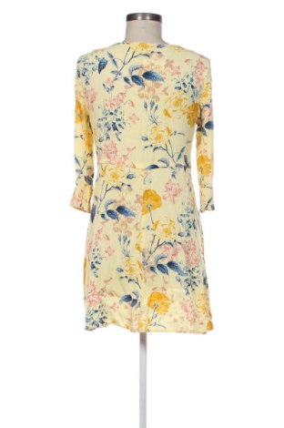 Kleid ONLY, Größe M, Farbe Mehrfarbig, Preis € 13,80