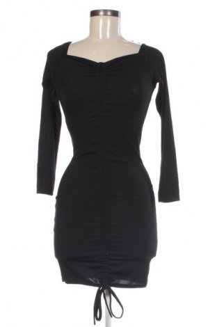 Kleid Pretty Little Thing, Größe M, Farbe Schwarz, Preis € 9,99