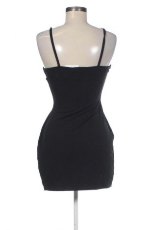 Šaty  Pretty Little Thing, Velikost S, Barva Černá, Cena  329,00 Kč
