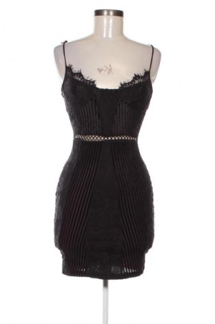 Kleid Pretty Little Thing, Größe XS, Farbe Schwarz, Preis € 11,99