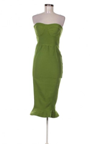 Kleid Pretty Little Thing, Größe M, Farbe Grün, Preis € 23,99
