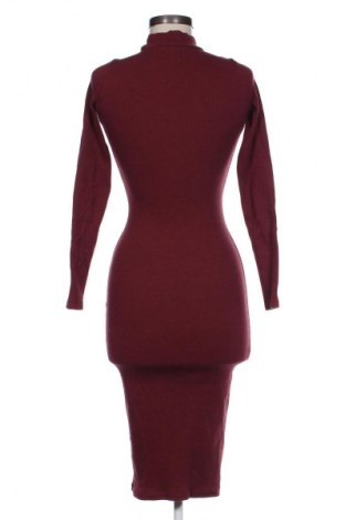 Kleid Pull&Bear, Größe M, Farbe Rot, Preis € 14,99