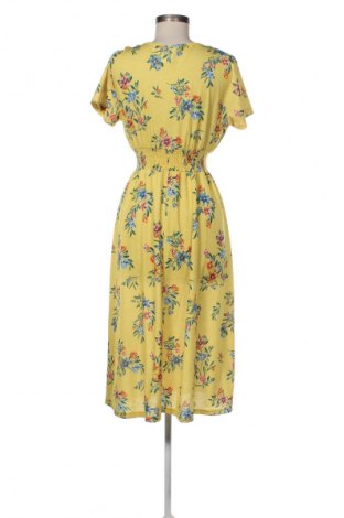 Kleid Pull&Bear, Größe M, Farbe Mehrfarbig, Preis € 27,70