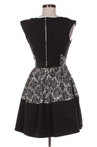 Kleid Raspberry, Größe S, Farbe Mehrfarbig, Preis € 19,99