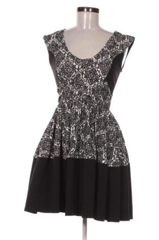 Kleid Raspberry, Größe S, Farbe Mehrfarbig, Preis € 19,99