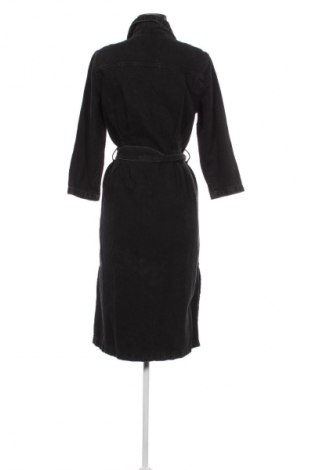 Kleid Reserve, Größe M, Farbe Schwarz, Preis 15,99 €