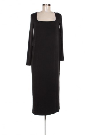 Kleid Reserved, Größe XL, Farbe Schwarz, Preis 23,36 €