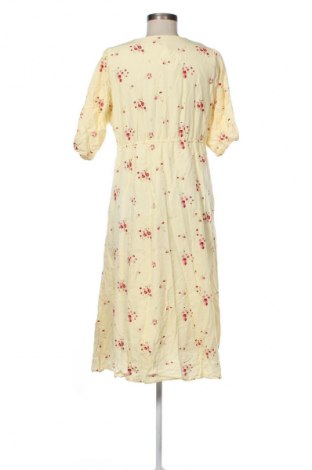 Kleid Reserved, Größe XL, Farbe Mehrfarbig, Preis € 11,99