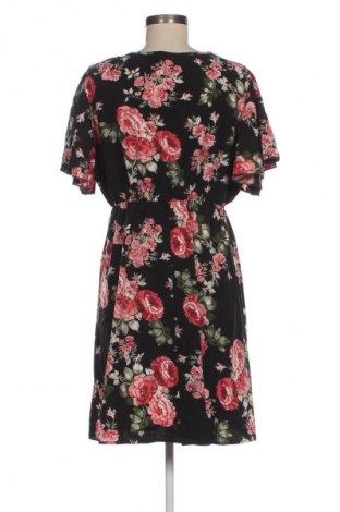 Kleid SHEIN, Größe XL, Farbe Mehrfarbig, Preis 15,99 €