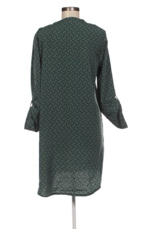 Kleid SHEIN, Größe XL, Farbe Mehrfarbig, Preis € 9,99