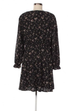 Kleid SHEIN, Größe XL, Farbe Mehrfarbig, Preis € 9,99