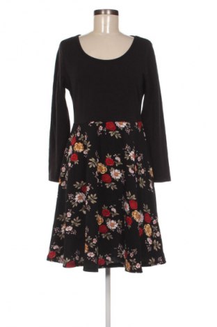 Kleid SHEIN, Größe XL, Farbe Mehrfarbig, Preis 20,99 €