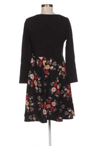 Kleid SHEIN, Größe XL, Farbe Mehrfarbig, Preis 20,99 €