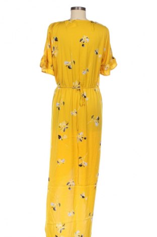 Kleid Saint Tropez, Größe M, Farbe Mehrfarbig, Preis € 18,99