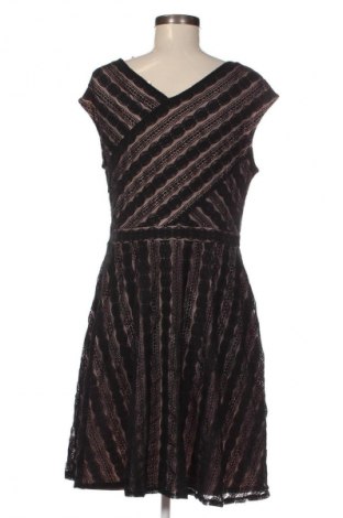 Kleid Signature, Größe L, Farbe Schwarz, Preis € 9,99