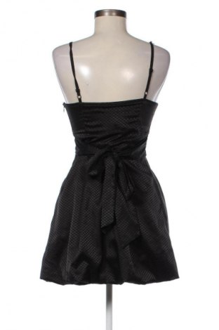 Kleid Sisters Point, Größe S, Farbe Schwarz, Preis € 18,99