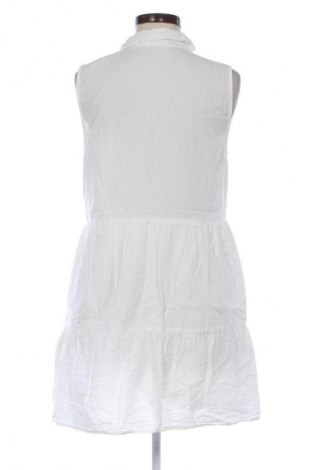 Kleid Stradivarius, Größe L, Farbe Weiß, Preis € 14,83