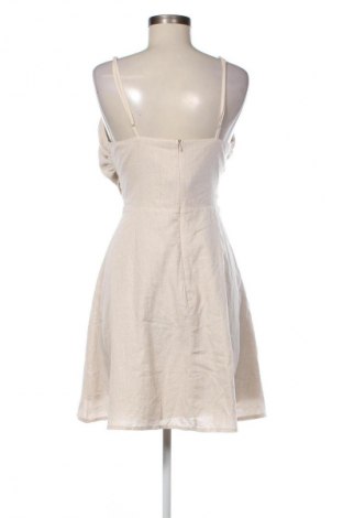Kleid Trendyol, Größe M, Farbe Beige, Preis € 44,99