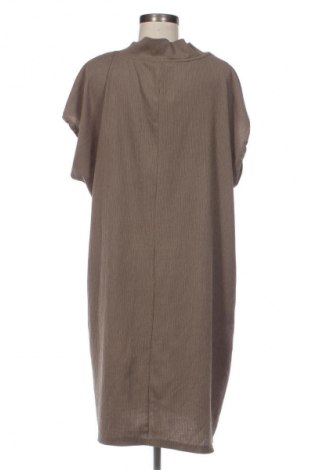 Šaty  Trendyol, Velikost 5XL, Barva Hnědá, Cena  349,00 Kč