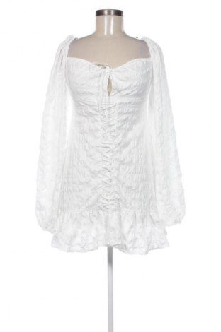 Kleid Trendyol, Größe M, Farbe Weiß, Preis € 24,99