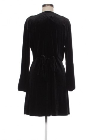 Φόρεμα Unbranded, Μέγεθος M, Χρώμα Μαύρο, Τιμή 15,00 €