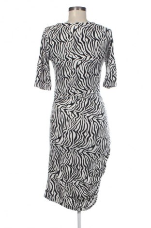 Kleid VILA, Größe M, Farbe Mehrfarbig, Preis € 21,99