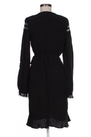 Šaty  Vero Moda, Velikost XS, Barva Černá, Cena  384,00 Kč