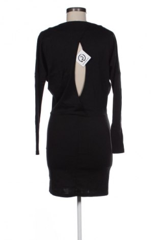 Šaty  Vero Moda, Veľkosť XS, Farba Čierna, Cena  14,95 €