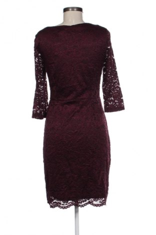 Šaty  Vero Moda, Velikost M, Barva Červená, Cena  239,00 Kč