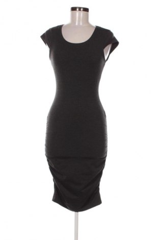 Kleid Y.A.S, Größe XS, Farbe Grau, Preis 42,00 €