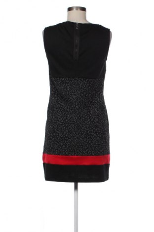 Kleid Yessica, Größe M, Farbe Mehrfarbig, Preis € 19,99