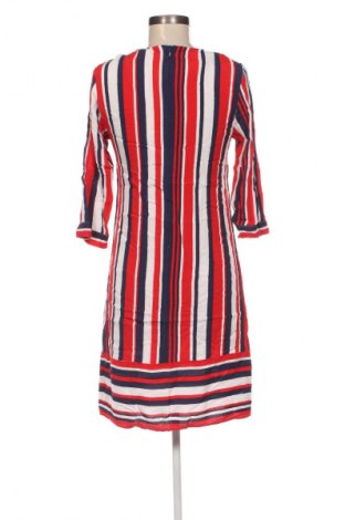 Kleid Yest, Größe S, Farbe Mehrfarbig, Preis € 13,99