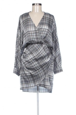 Kleid Zara, Größe S, Farbe Mehrfarbig, Preis 20,00 €